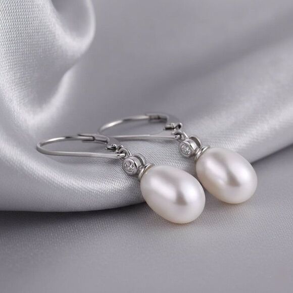 Source Unknown Jewelry - Pearl Drop CZ Crystal Accent Silver Tone Delicate Fashion Earrings NWOT